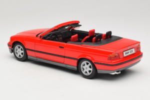 BMW 325i E36 Convertible Red Maisto 1:18 50229 Diecast - image 7 of 8
