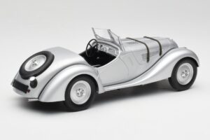 BMW 328 Silver Minichamps 1:18 155025030 Diecast - image 2 of 6