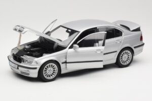 BMW 330i E46 Silver UT 1:18 80430302328 Diecast - image 2 of 8