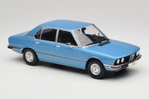 BMW 5 Series E12 Blue MCG 1:18 MCG18541 Diecast - image 4 of 6