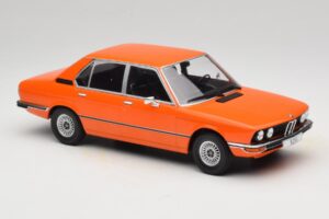BMW 5 Series E12 Orange MCG 1:18 MCG18540 Diecast - image 4 of 6