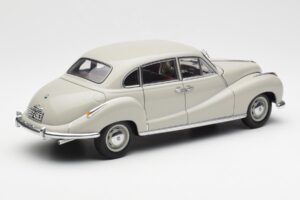 BMW 501 Cortina Grey AUTOart 1:18 80430393098 Diecast - image 3 of 8