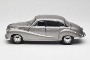 BMW 502 2.6 Luxus Silver Beige Metallic AUTOart 1:18 70591 Diecast - image 4 of 8