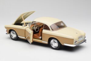 BMW 503 Beige Revell 1:18 8832 Diecast - image 5 of 8