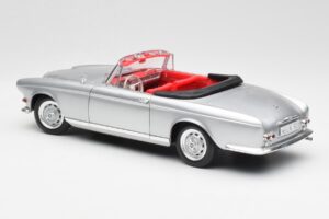 BMW 503 Silver Revell 1:18 18787 Diecast - image 7 of 8