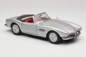 BMW 507 Cabriolet Silver Revell 1:18 8829 Diecast - image 6 of 8