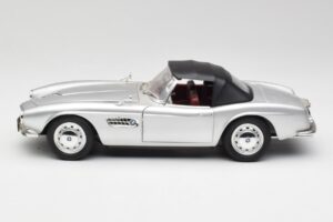 BMW 507 Silver Revell 1:18 9034 Diecast - image 4 of 8