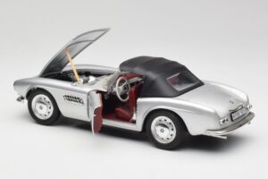 BMW 507 Silver Revell 1:18 9034 Diecast - image 5 of 8