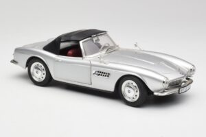 BMW 507 Silver Revell 1:18 9034 Diecast - image 6 of 8