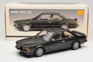 BMW 635 CSi E24 Malachit Green Metallic AUTOart 1:18 70522 Diecast - image 8 of 8