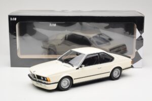 BMW 635 CSi E24 White Minichamps 1:18 155028102 Diecast - image 6 of 6