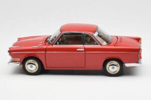 BMW 700 Sport Coupe Spanish Red AUTOart 1:18 70652 Diecast - image 4 of 8