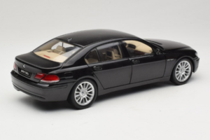 BMW 760Li E66 Individual Black Kyosho 1:18 08573RB Diecast - image 3 of 8