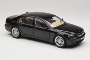 BMW 760Li E66 Individual Black Kyosho 1:18 08573RB Diecast - image 6 of 8
