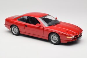 BMW 850Ci E31 Brilliant Red Revell 1:18 8827 Diecast - image 6 of 8