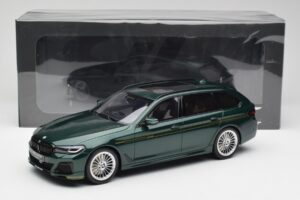 BMW Alpina B5 G31 Touring Green GT Spirit 1:18 GT475 Resin - image 5 of 5