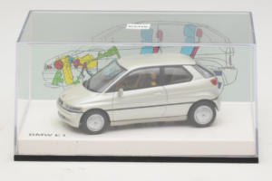 BMW E1 White Minichamps 1:43 80429419919 Diecast - image 4 of 5