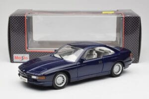 BMW E31 850i Mauritius Blue Maisto 1:18 438813100299 Diecast - image 8 of 8