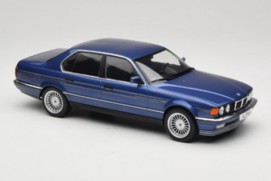 BMW Alpina B11 E32 3.5 Metallic Blue MCG 1:18 MCG18232 Diecast - image 4 of 6