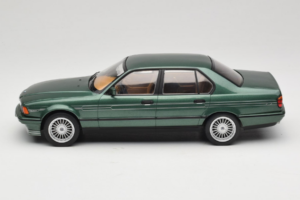 BMW Alpina B11 E32 3.5 Metallic Green MCG 1:18 MCG18233 Diecast - image 3 of 6