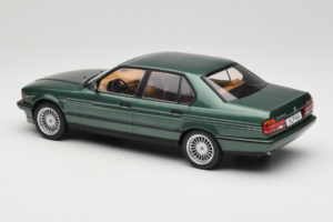 BMW Alpina B11 E32 3.5 Metallic Green MCG 1:18 MCG18233 Diecast - image 5 of 6