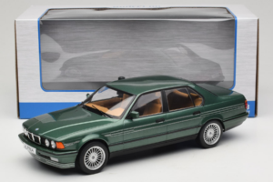 BMW Alpina B11 E32 3.5 Metallic Green MCG 1:18 MCG18233 Diecast - image 6 of 6