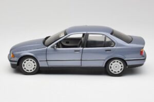 BMW 3-Series E36 Avus Blue UT Models 1:18 180023300 Diecast - image 4 of 8