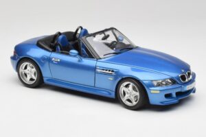 BMW Z3 E36 M Roadster Estoril Blue Bburago 1:18 3349-M1 Diecast - image 6 of 8