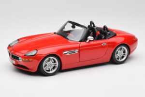 BMW Z8 E52 Roadster Bright Red Bburago 1:18 12032 Diecast