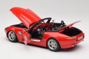BMW Z8 E52 Red Bburago 1:18 Z8001 Diecast - image 5 of 8