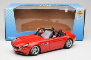 BMW Z8 E52 Red Bburago 1:18 Z8001 Diecast - image 8 of 8
