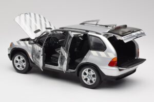 BMW X5 E53 3.0d Service Mobil Kyosho 1:18 80430305646 Diecast - image 5 of 8