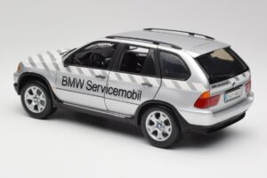 BMW X5 E53 3.0d Service Mobil Kyosho 1:18 80430305646 Diecast - image 7 of 8