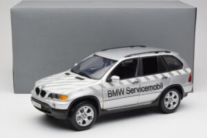 BMW X5 E53 3.0d Service Mobil Kyosho 1:18 80430305646 Diecast - image 8 of 8