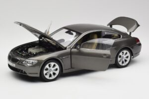 BMW 6 E63 Coupe Light Bronze Kyosho 1:18 80430153283 Diecast - image 2 of 8