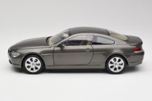 BMW 6 E63 Coupe Light Bronze Kyosho 1:18 80430153283 Diecast - image 4 of 8