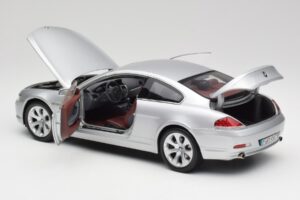 BMW 645Ci E63 Silver Kyosho 1:18 80430153285 Diecast - image 5 of 8