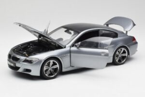 BMW M6 E63 Silver Grey Kyosho 1:18 08703GR Diecast - image 2 of 8