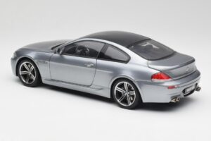 BMW M6 E63 Silver Grey Kyosho 1:18 08703GR Diecast - image 7 of 8