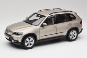 BMW X5 E70 4.8i Platinum Bronze Metallic Kyosho 1:18 80430413413 Diecast