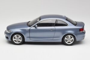 BMW 1 E82 Coupe Blue Kyosho 1:18 80430427065 Diecast - image 4 of 8