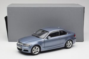 BMW 1 E82 Coupe Blue Kyosho 1:18 80430427065 Diecast - image 8 of 8