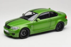 BMW 1 Series E82 Coupe Taiga Green Metallic Minichamps 1:18 110020024 Diecast