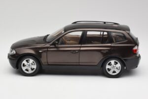BMW X3 E83 3.0d Dark Brown Metallic Kyosho 1:18 80430300736 Diecast - image 4 of 8