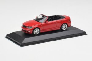 BMW 1 Series E88 Cabriolet Crimson Red Minichamps 1:43 431026230 Diecast - image 2 of 5