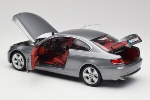 BMW 330i E92 Coupe Grey Metallic Kyosho 1:18 80430407220 Diecast - image 5 of 8