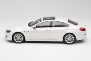 BMW 6 F06 Gran Coupe Mineral White Paragon 1:18 80432218741 Diecast - image 4 of 8