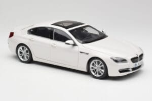 BMW 6 F06 Gran Coupe Mineral White Paragon 1:18 80432218741 Diecast - image 6 of 8