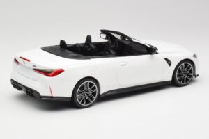BMW M4 G82 Cabriolet Alpine White Minichamps 1:18 155021031 Diecast - image 2 of 6