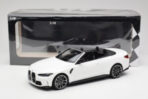 BMW M4 G82 Cabriolet Alpine White Minichamps 1:18 155021031 Diecast - image 6 of 6